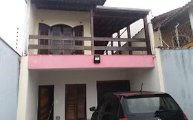 Cantao do Indaia - menos de 1 minuto da praia!